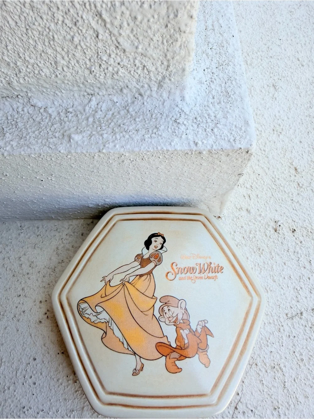 Walt Disney Snow White & Seven Dwarfs 70th Anniversary Porcelain Trinket Box